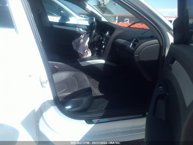 WAUAFAFL9EA041137 Audi A4 PREMIUM