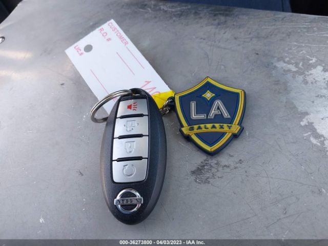 KNMAT2MTXHP513237 Nissan ROGUE SV