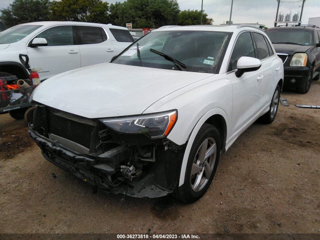 WA1AUCF35M1096181 Audi Q3 PREMIUM
