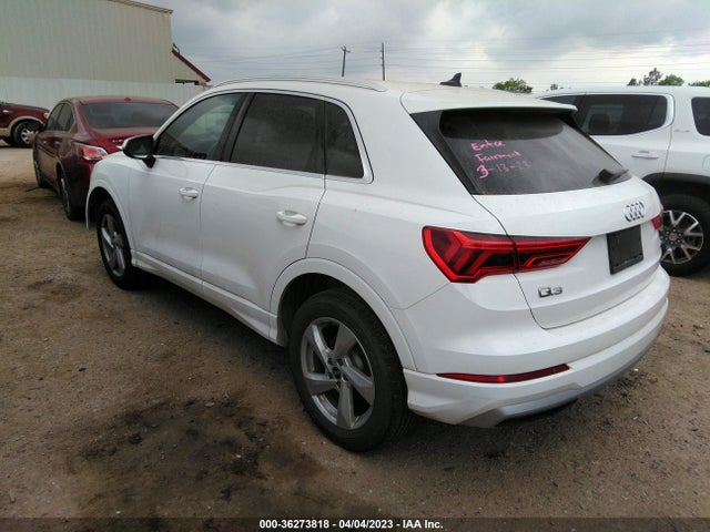 WA1AUCF35M1096181 Audi Q3 PREMIUM