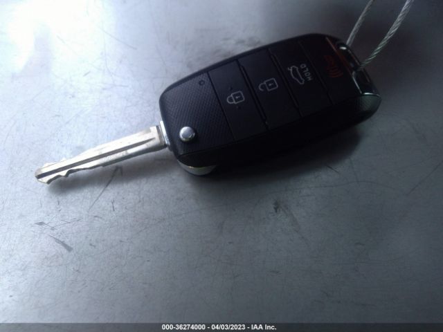 KNAFK4A66G5577611 KIA FORTE LX