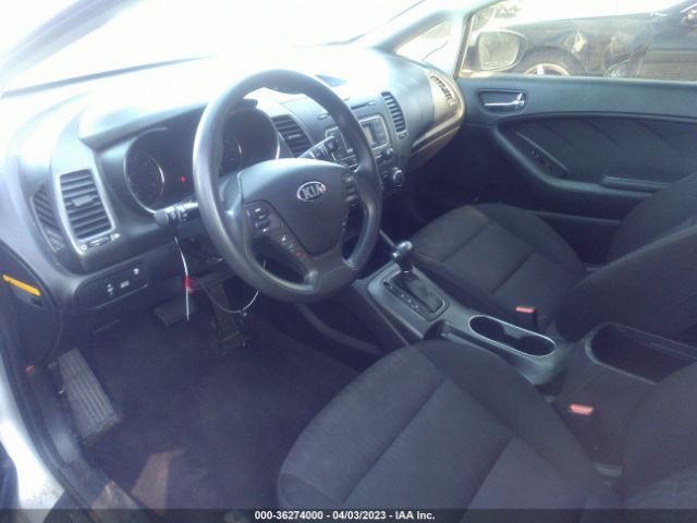 KNAFK4A66G5577611 KIA FORTE LX