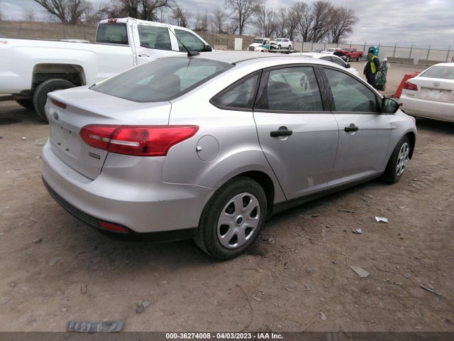1FADP3E21HL299359 Ford FOCUS S