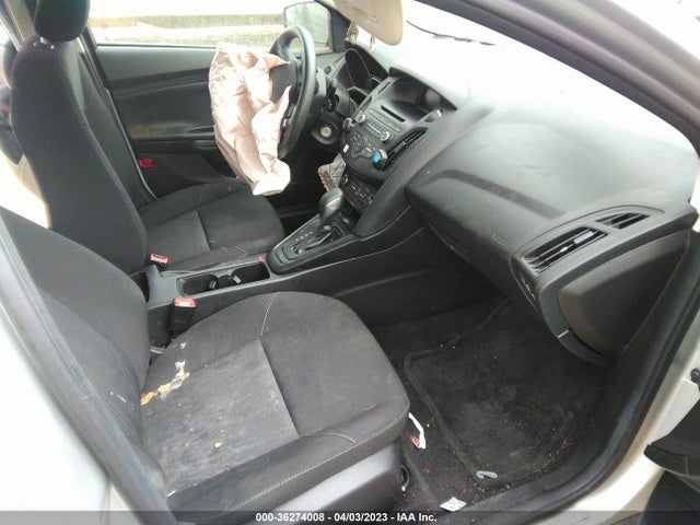 1FADP3E21HL299359 Ford FOCUS S