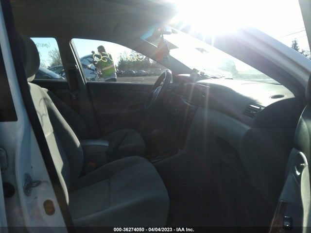 2005 TOYOTA COROLLA CE/LE VIN: JTDBR32E952051145