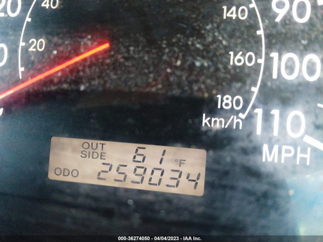 2005 TOYOTA COROLLA CE/LE VIN: JTDBR32E952051145