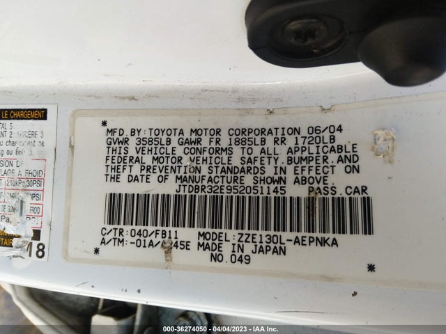 2005 TOYOTA COROLLA CE/LE VIN: JTDBR32E952051145