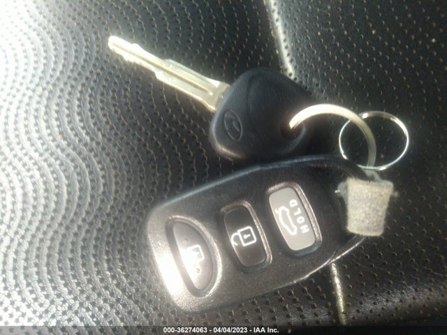 2011 HYUNDAI ELANTRA LTD VIN: KMHDH4AE7BU098155