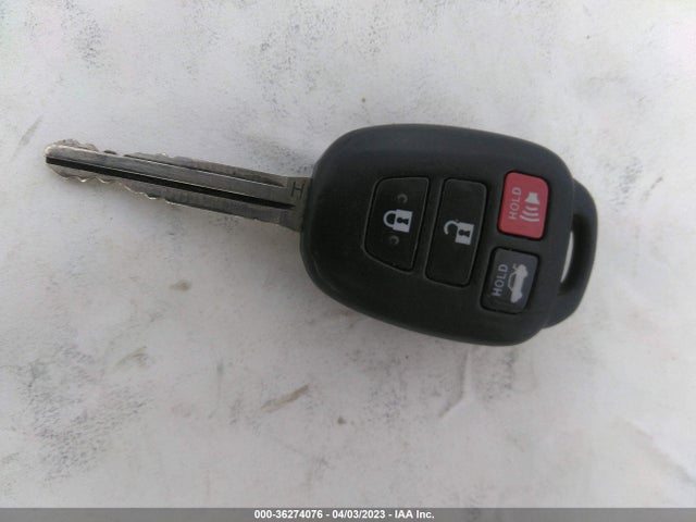 Toyota COROLLA LE 2015 5YFBURHE7FP207338 Image 3