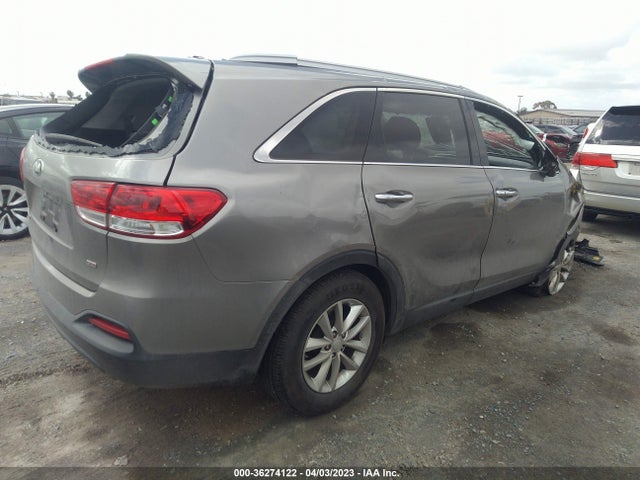 KIA SORENTO LX 2018 5XYPG4A33JG422785 Image 5