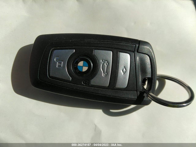 2011 BMW 5 SERIES 528I VIN: WBAFR1C53BC744381