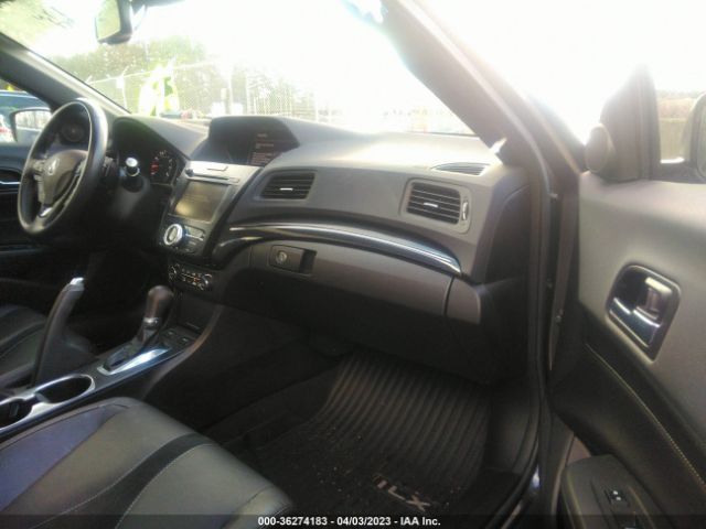 19UDE2F80MA003333 Acura Ilx Package
