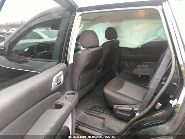 2017 Nissan Pathfinder, VIN: 5N1DR2MM7HC624707