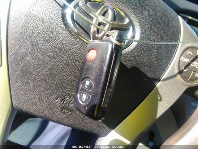 Toyota Prius Four 2015 JTDKN3DU1F0397722 Image 3
