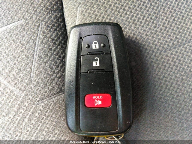 2019 Toyota RAV4, VIN: JTMP1RFVXKD036499