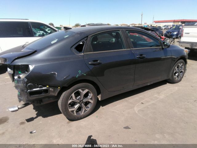 3KPF24ADXLE216737 KIA Forte Lxs