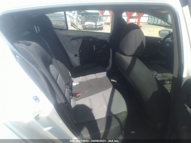 KNAFK5A84G5524834 KIA Forte 5-door Lx