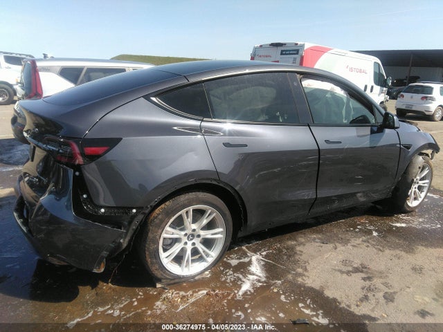 5YJYGDEE9MF208525 Tesla Model Y Long Range