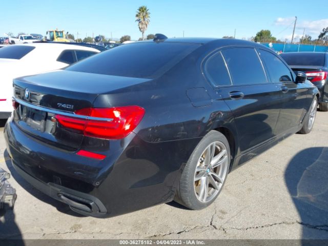 WBA7E2C52JG742862 BMW 7 Series 740i