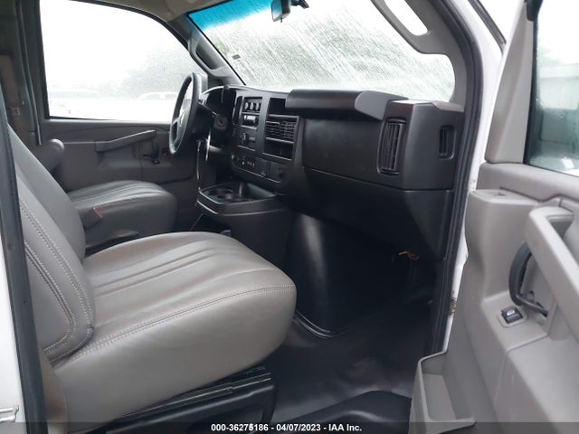 2020 Chevrolet Express, VIN: 1GCWGAFP2L1117271