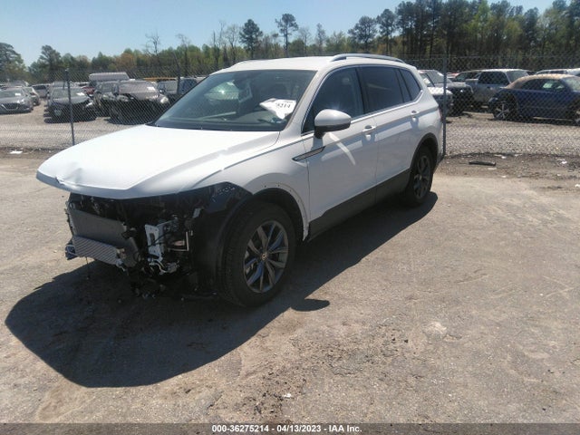 3VV2B7AX0NM127392 Volkswagen TIGUAN SE