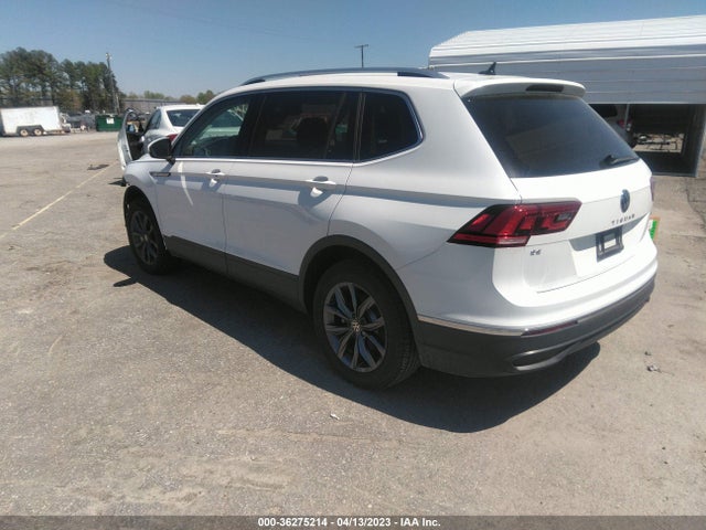 3VV2B7AX0NM127392 Volkswagen TIGUAN SE