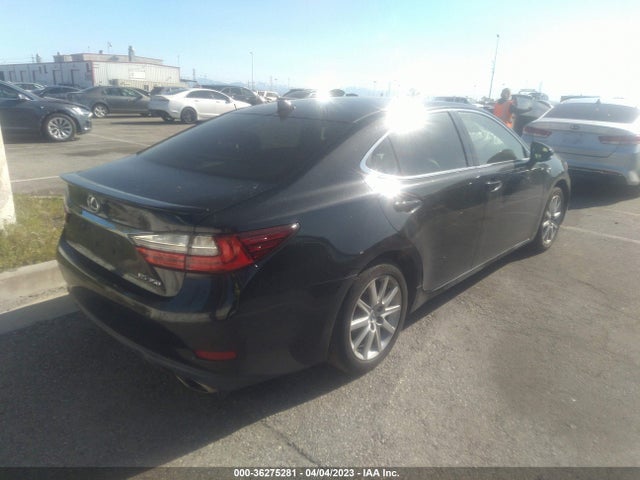 JTHBK1GG4G2221576 Lexus ES 350