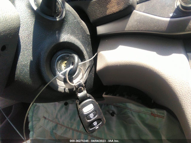 Hyundai ELANTRA SE 2017 KMHD74LF1HU423688 Image 3