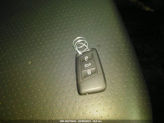 3VWE57BU7KM108984 Volkswagen JETTA SEL