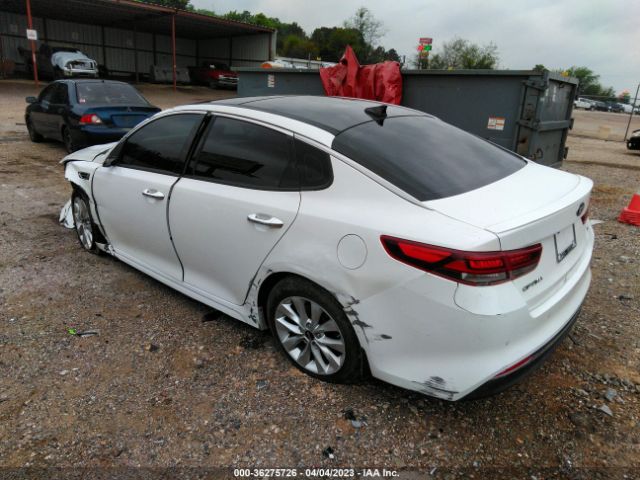5XXGT4L33JG243868 KIA Optima S