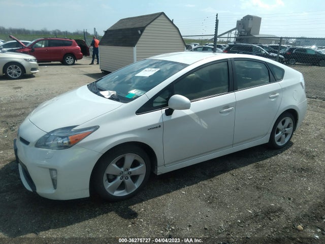 Toyota Prius Four/five/three/one/two 2014 JTDKN3DU5E1816616 Image 2