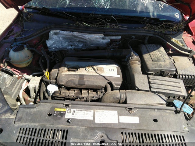 WVGAV7AX5FW070668 Volkswagen TIGUAN SE