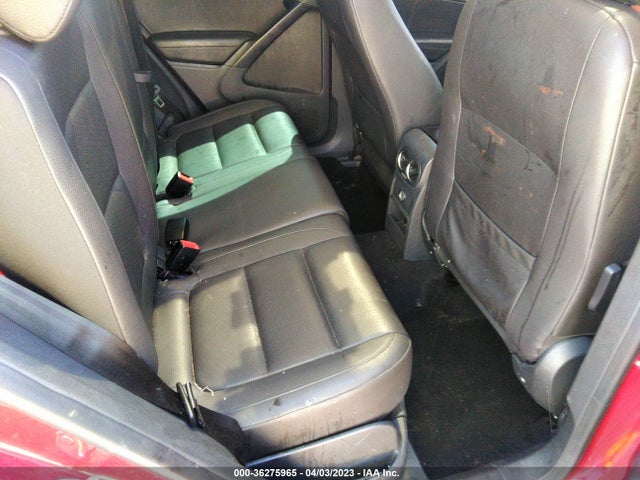 WVGAV7AX5FW070668 Volkswagen TIGUAN SE