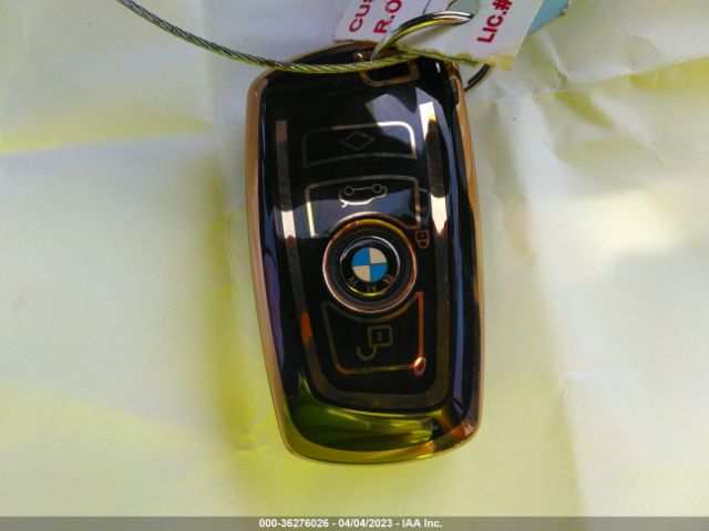 WBA8E5G55GNU21760 BMW 3 Series 320i Xdrive