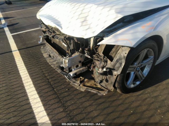 WBA3A5G51FNS85082 BMW 3 Series 328i
