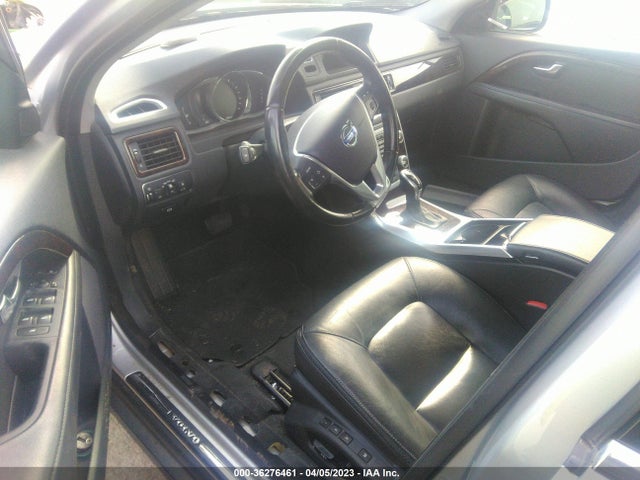 2016 Volvo XC70, VIN: YV4612NK7G1240323
