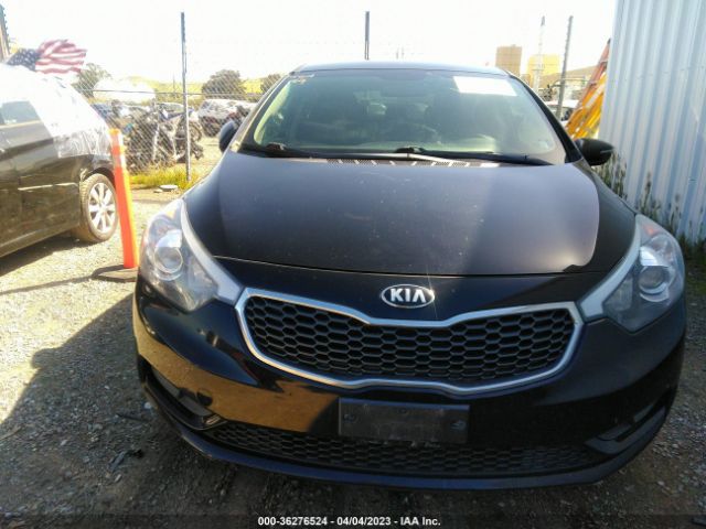 KNAFK5A89G5576573 KIA Forte 5-door Lx