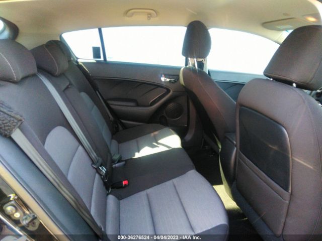 KNAFK5A89G5576573 KIA Forte 5-door Lx