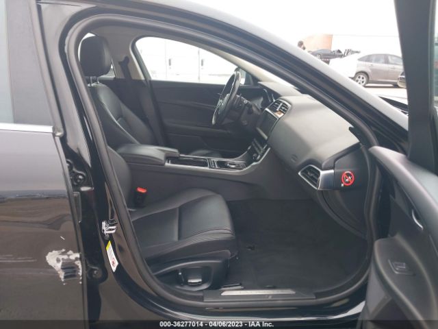 SAJAR4FX0KCP50023 Jaguar Xe 25t