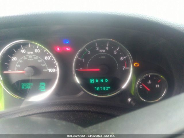 1C4BJWDG7HL554677 Jeep Wrangler Unlimited Sport