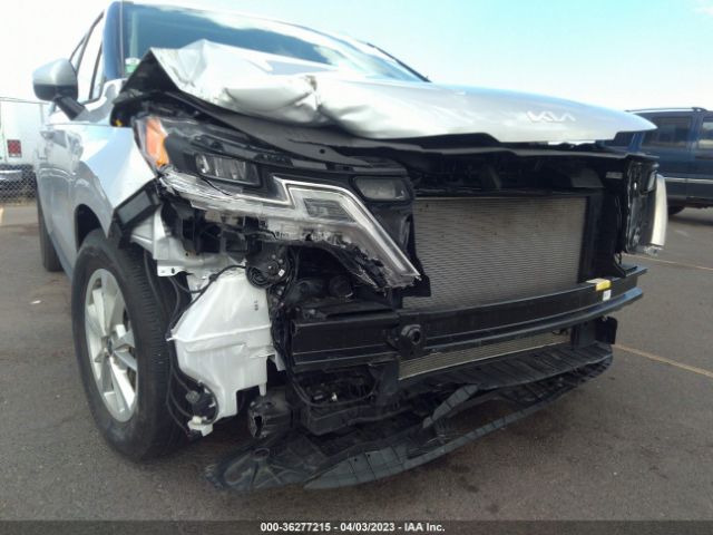 KNDNB4H32P6196892 KIA Carnival Lx