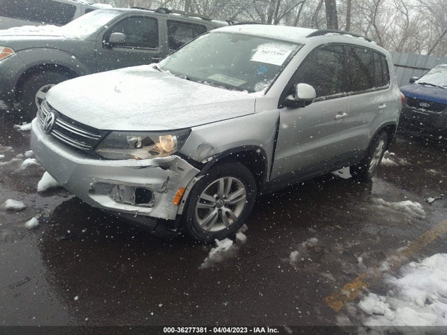 WVGBV7AX7GW576511 Volkswagen TIGUAN S