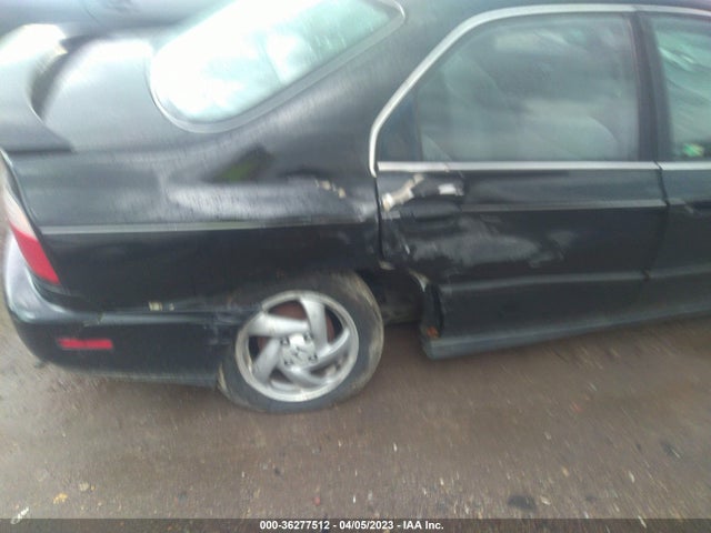 1996 HONDA ACCORD LX/EX VIN: 1HGCD5635TA148127