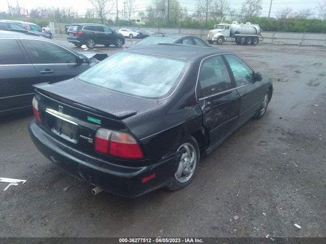 1996 HONDA ACCORD LX/EX VIN: 1HGCD5635TA148127
