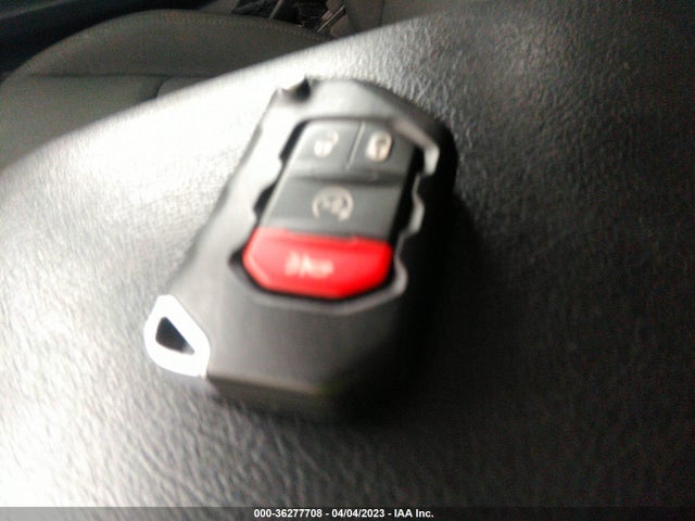 1C4HJXDG2KW641599 Jeep Wrangler Unlimited Sport S