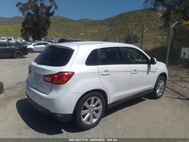 4A4AP3AU6FE018221 Mitsubishi Outlander Sport Es