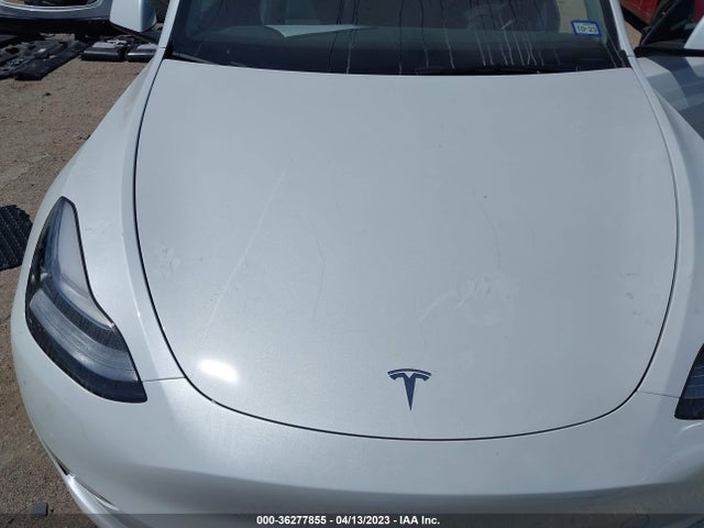 Tesla Model Y Long Range 2022 7SAYGAEE0NF569032 Image 11