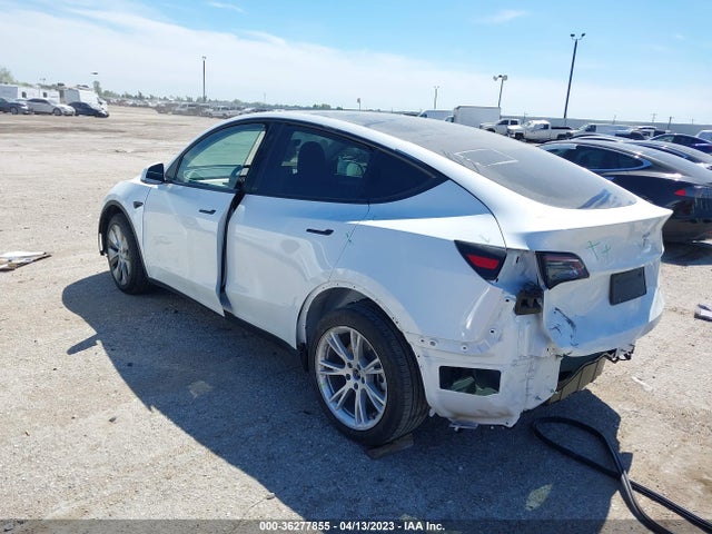 Tesla Model Y Long Range 2022 7SAYGAEE0NF569032 Image 4