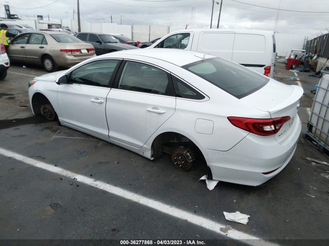 Hyundai SONATA SE 2017 5NPE24AF1HH588337 Image 3