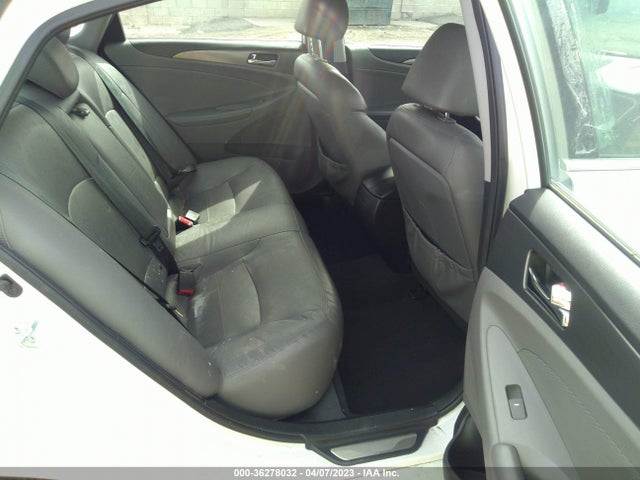 Hyundai Sonata Hybrid Limited 2014 KMHEC4A42EA104007 Image 9